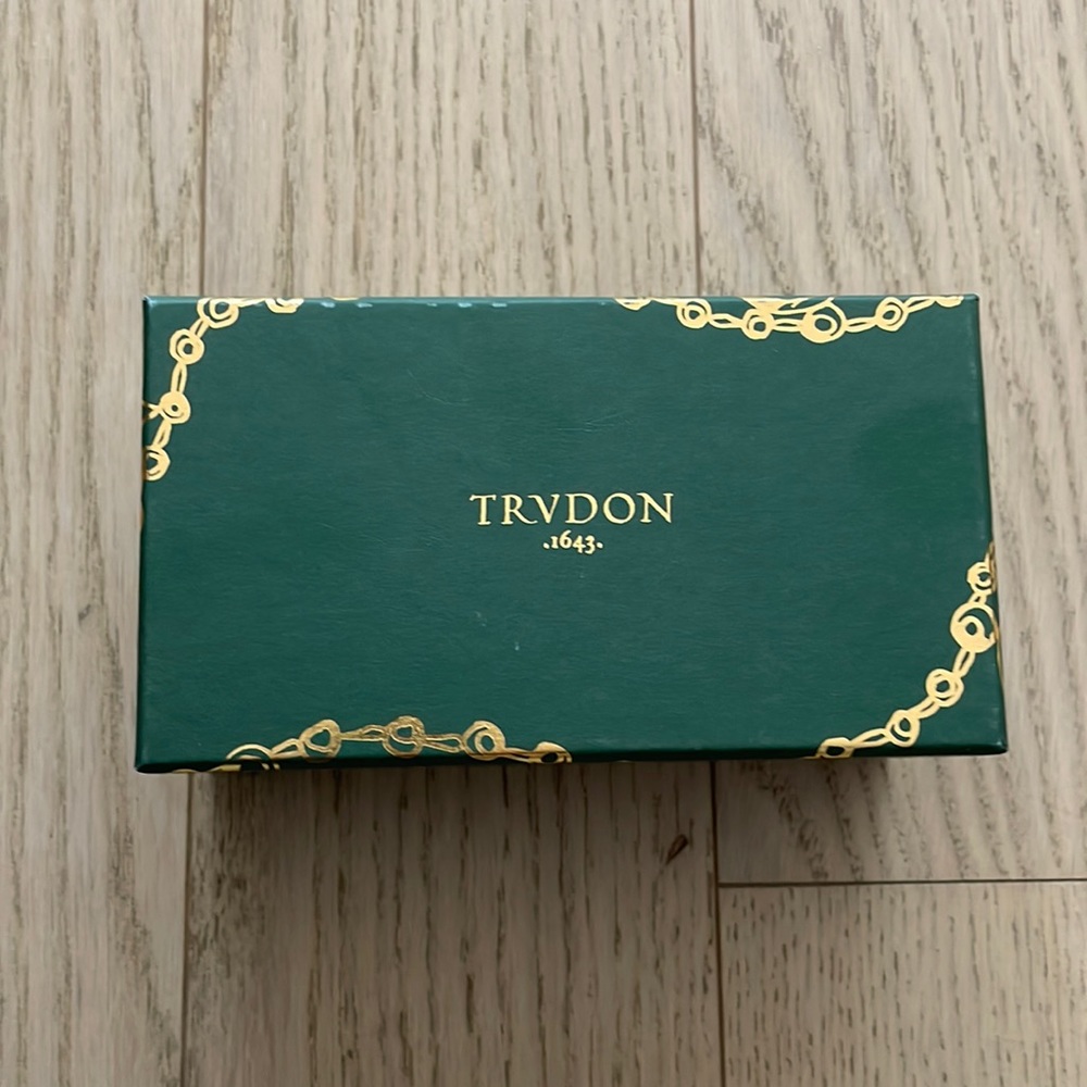 Gabriel & Gloria candle set